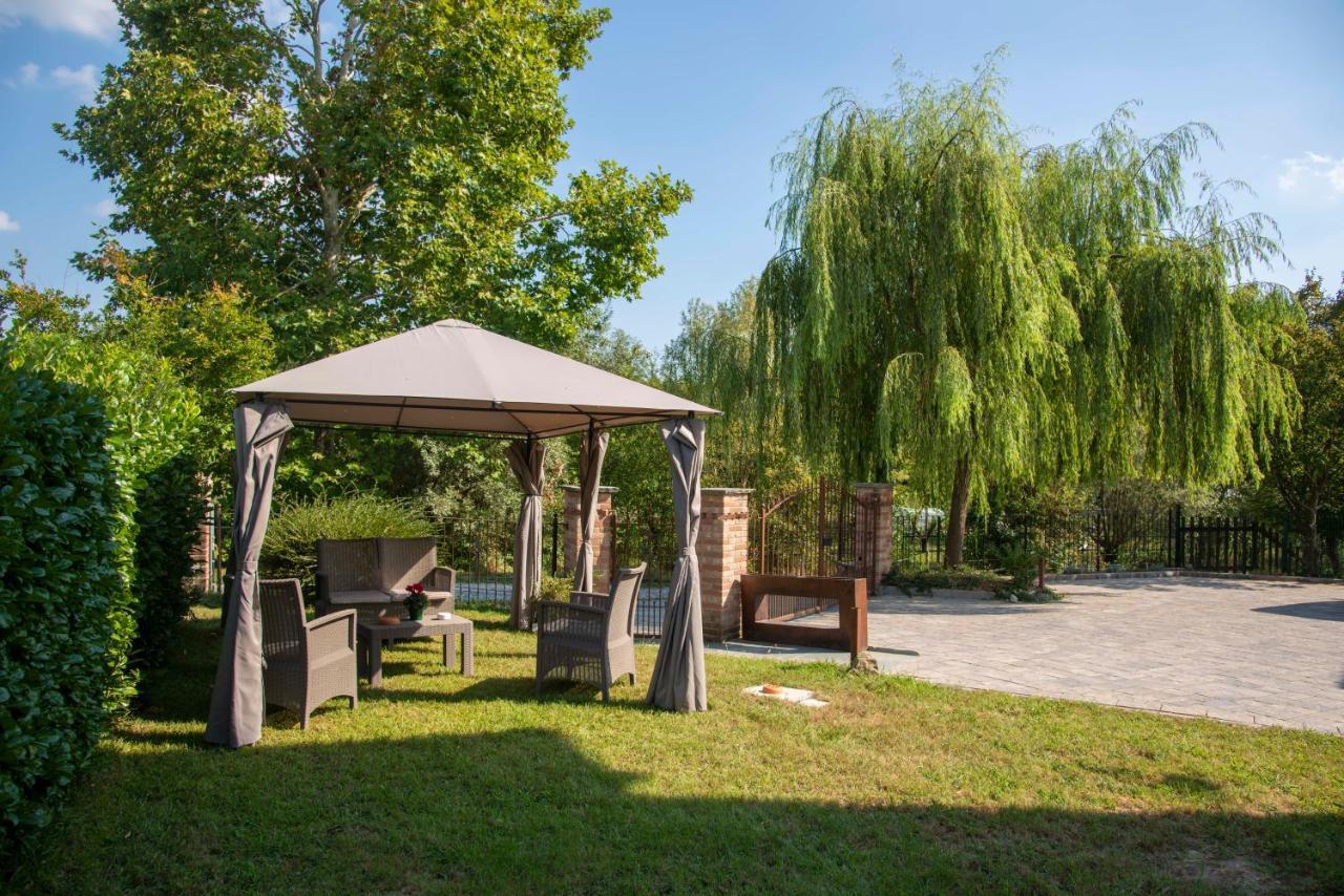 Agriturismo Cascina Costa Cassago Brianza Bagian luar foto